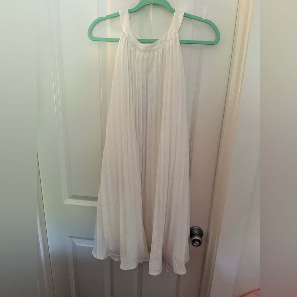 Women’s Pleated Halter Dress in White